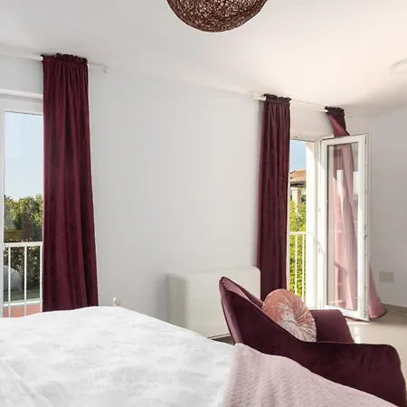 Вилла Cvita Domenica Near Porec For 8 People With 40 M2 Private Pool - Pet Friendly Labinci