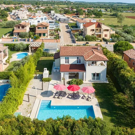 Cvita Domenica Near Porec For 8 People With 40 M2 Private Pool - Pet Friendly Вилла *